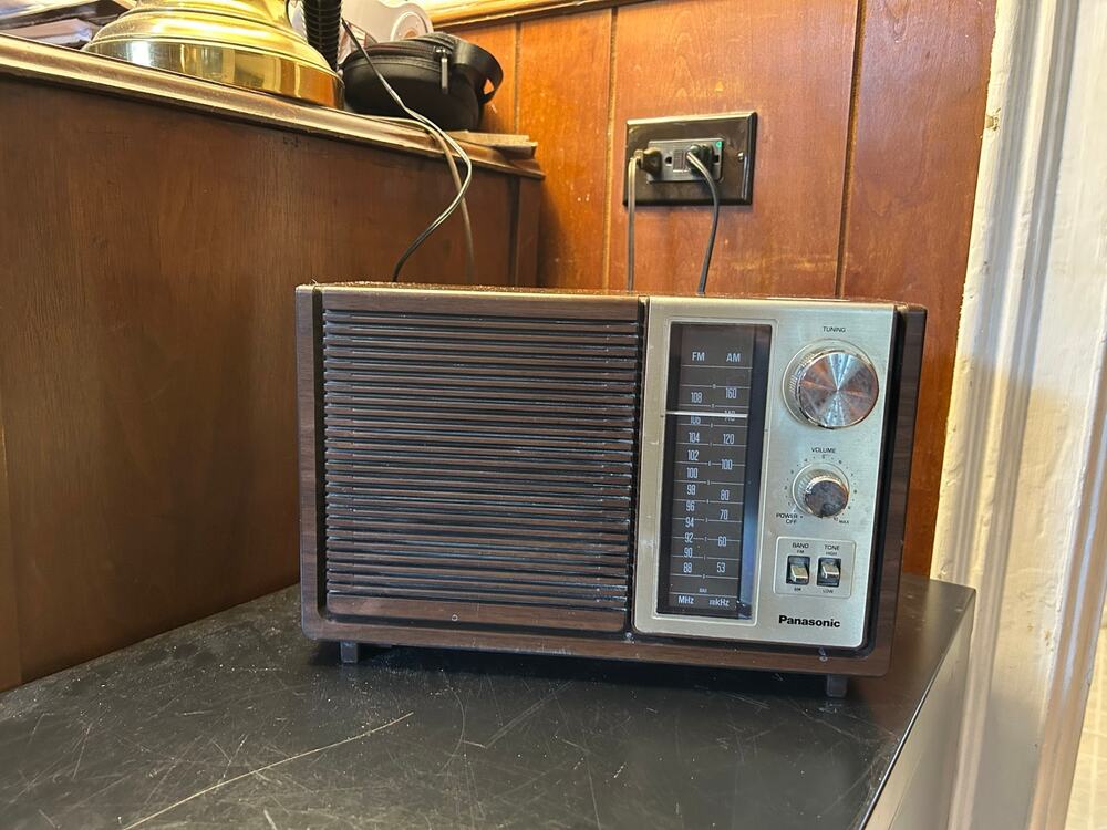 Panasonic MCM Wood Paneled Radio Model RE-6280